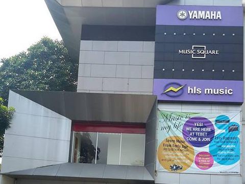 Tempat les musik di Jakarta