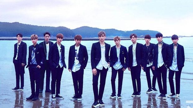 Wanna One menjadi salah satu penampil di ajang Golden Disc Awards 2018.