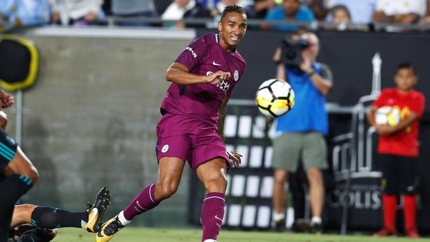 Danilo didatangkan Manchester City dari Real Madrid.