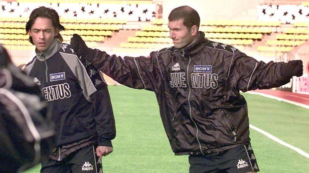 Filippo Inzaghi sempat bermain dengan Zinedine Zidane di Juventus.