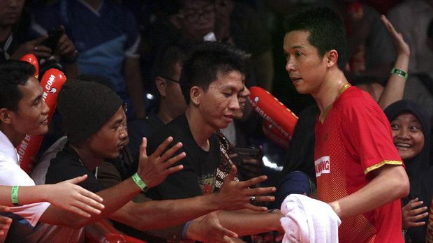 Taufik Hidayat saat menjalani partai terakhirnya di Indonesia Terbuka 2013.