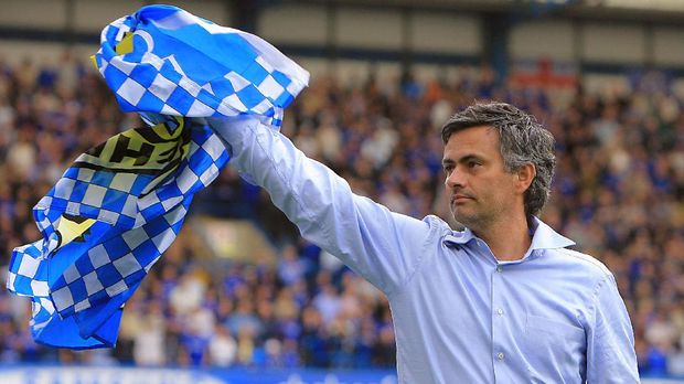 Jose Mourinho dengan segala komentar uniknya membuat persaingan di Liga Primer Inggris makin menarik.