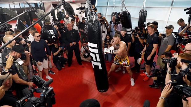 Conor McGregor siap untuk mengejutkan dunia lewat kemenangan atas Floyd Mayweather Jr.