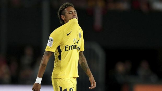 Neymar gembira bisa langsung melakukan kombinasi bagus bersama Angel Di Maria dan Edinson Cavani.