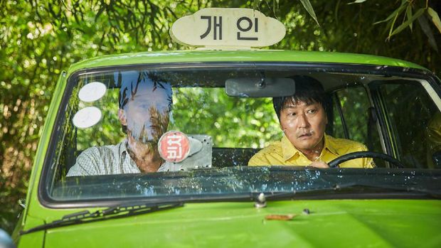 Selain Song Kang Ho dan Thomas Kretschmann, film ini juga dibintangi oleh aktor kondang lainnya, Yoo Hae Jin dan Ryu Jun Yeol.