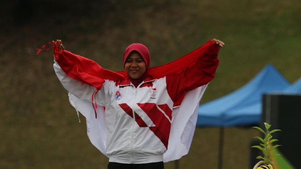 Rela Tinggalkan Anak, Sri Ratih Raih Emas