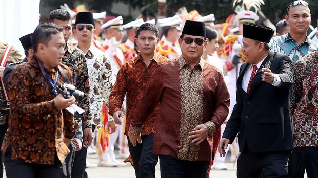 Gaji Wartawan ala Prabowo dan Ludah Api Raja Jawa
