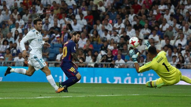 Real Madrid dan Barcelona akan memulai pertandingan di La Liga musim ini pada Senin dini hari WIB.