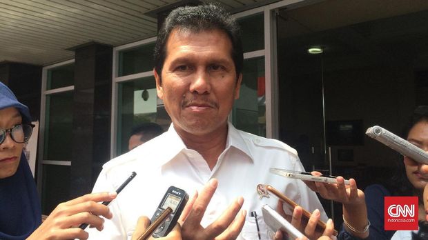 Asman berharap lewat pemberian bonus PNS ini atlet-atlet berprestasi punya masa depan yang jelas.