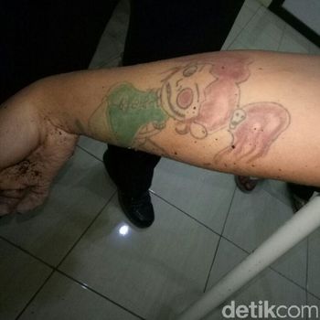 Mayat Perempuan Bertato Tanpa Identitas Ditemukan di Hutan  