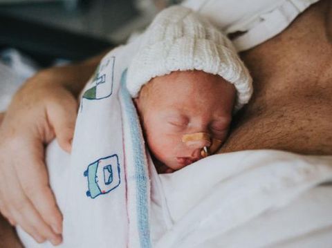 Van, bayi prematur/