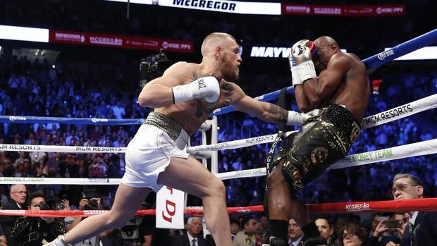 LIVE: Mayweather vs McGregor
