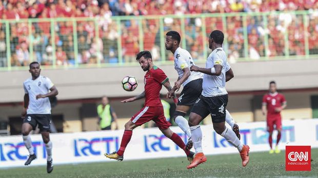 Timnas Fiji beberapa kali menunjukkan serangan yang berbahaya.
