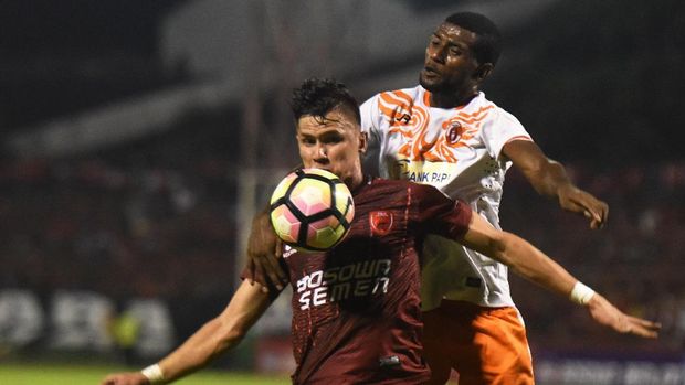 Perseru Serui membuat Semen Padang degradasi ke Liga 2.