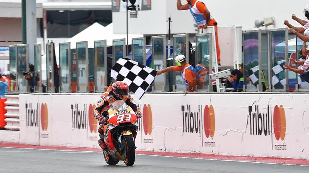 Marc Marquez tinggal butuh finis ke-11 di Valencia untuk menjadi juara dunia MotoGP 2017.