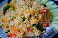 Siang Ini Enaknya Makan Nasi Goreng Tom Yam Khas Thailand di 5 Tempat Ini