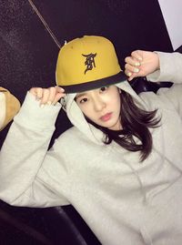 Foto 10 Benda Wajib Kalau Kamu Ingin Gaya ala Artis Korea Foto 10 Benda Wajib Kalau Kamu Ingin Gaya ala Artis Korea