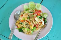 Siang Ini Enaknya Makan Nasi Goreng Tom Yam Khas Thailand di 5 Tempat Ini