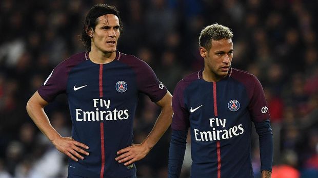 Perselisihan dengan Edinson Cavani menjadi isu miring pertama Neymar di PSG.