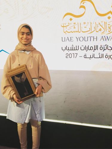 Ini Fatima Al Kaabi, Hijabers Penemu Robot Termuda di Uni Emirat Arab