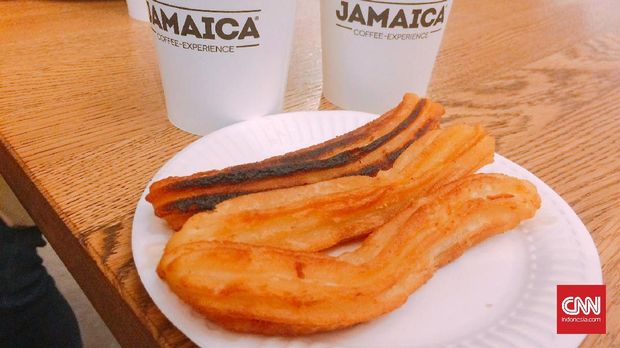 churros jadi makanan yang tak boleh terlewatkan