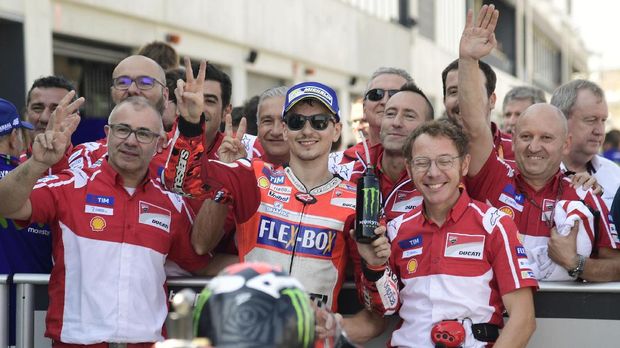 Musim perdana Jorge Lorenzo bersama Ducati menempatkannya di luar zona lima besar.