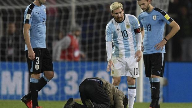 Lionel Messi masih menjadi andalan pengatur serangan Timnas Argentina. (
