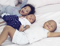 Lepas IUD yang Dipakai 7 Tahun, Bunda Ini Hamil 'Bertubi-tubi'