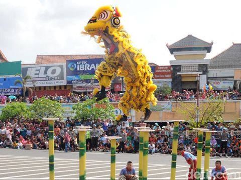 Kemeriahan Festival Seni Rakyat di Jalanan Kota Boyolali
