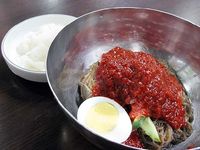 8 Makanan Super Pedas dari Korea yang Bikin Keringat Bercucuran, Berani Coba?
