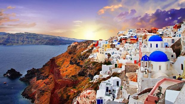 Namanya Santorini, Pulau Paling Romantis di Dunia
