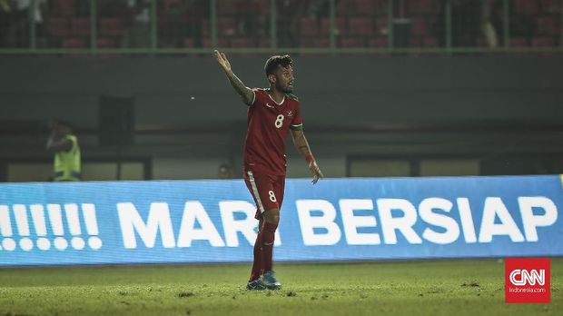 Stefano Lilipaly memilih merumput di kompetisi Indonesia agar tak sulit bergabung bersama Timnas Indonesia. (
