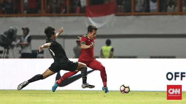 Timnas Indonesia U-19 berhasil mengungguli penguasaan bola dalam laga kontra Thailand di babak pertama.