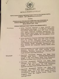 Novanto Teken SK Revitalisasi Golkar, Yorrys Resmi 'Out'