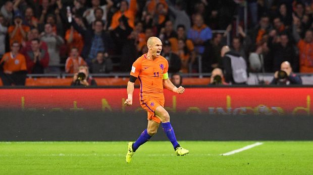 Arjen Robben memutuskan pensiun memperkuat Belanda di pentas internasional di usia 33 tahun.