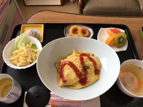 Menu pertama sang ibu./