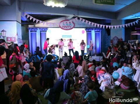 Gisel dan Gempi di Festival Bunda Happy