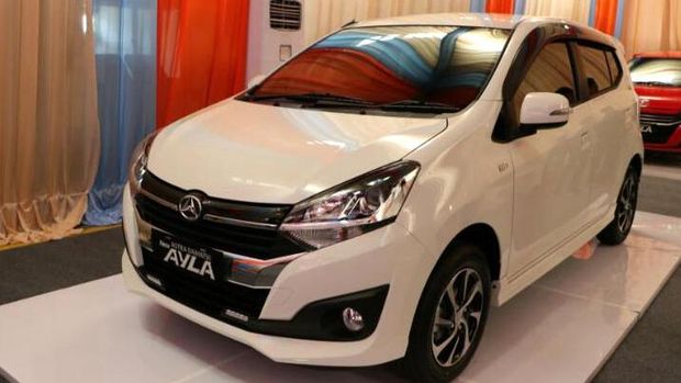 Harga Jual Mobil  Bekas  LCGC Mana yang Paling Jatuh 