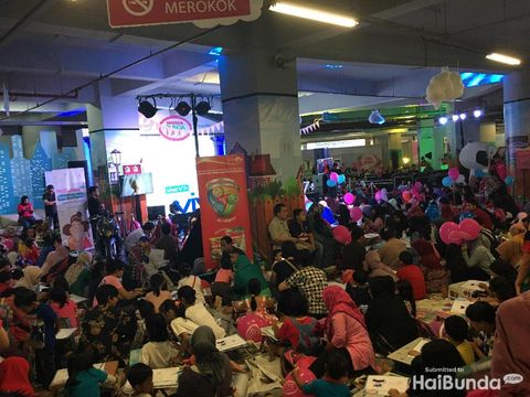 Lomba mewarnai Festival Bunda Happy/