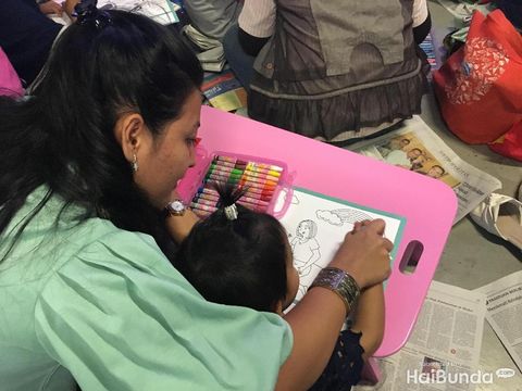 Lomba mewarnai di Festival Bunda Happy/
