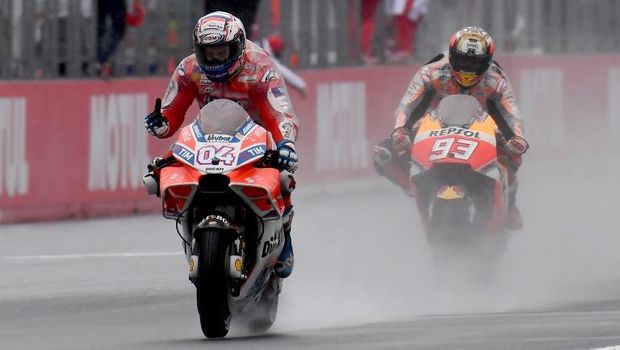 Andrea Dovizioso berada di depan Marc Marquez pada enam balapan musim 2017.