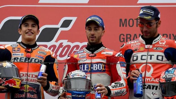 Marc Marquez masih unggul 11 poin di puncak klasemen meski kalah dari Andrea Dovizioso di GP Jepang.