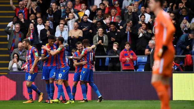 Chelsea kalah 1-2 dari tim juru kunci Crystal Palace pada pekan ke-8 Liga Primer Inggris. (