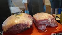 Mencicip Steak Wagyu 8+ Hingga Angus Tomahawk yang Juicy di Seasonal Tastes