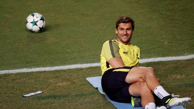 Fernando Llorente mendapat pesan khusus dari Presiden Real Madrid, Florentino Perez. (