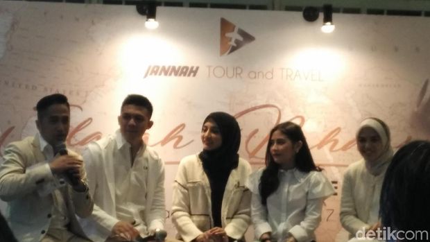 Apa yang Ditawarkan Bisnis Tour & Travel Baru Irwansyah dkk?