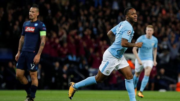 Manchester City mengalahkan Napoli 2-1 lewat dua gol Raheem Sterling.