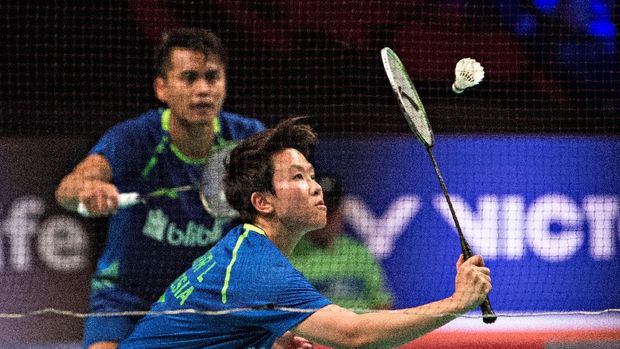 Tontowi/Liliyana akui pertahanannya rapuh saat berhadapan dengan Zheng/Chen.