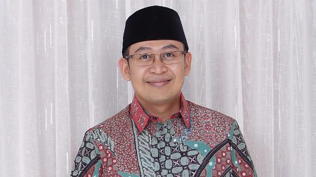 Ketua Pengurus Pusat Rabithah Ma’ahid Islamiyyah (RMI) Pengurus Besar Nahdlatul Ulama (PBNU) KH Abdul Ghoffar Rozien mengatakan, peristiwa 10 November 1945 tidak berdiri sendiri tanpa peran santri.