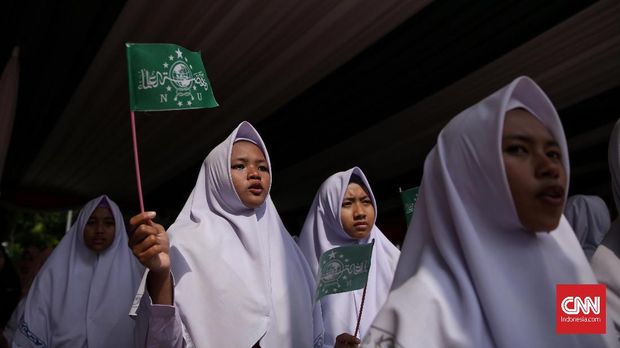 Tongkat Pendiri NU dan Pataka Majapahit di Hari Santri